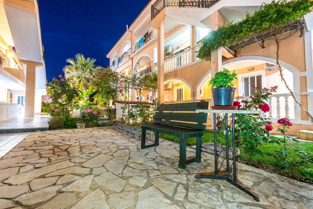 Hotel apartamentowy Athina 2*