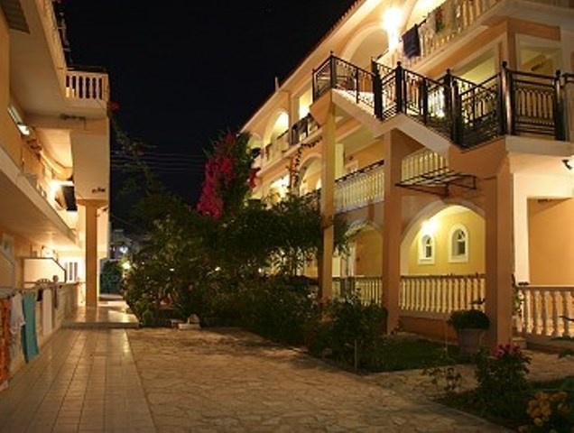 Hotel apartamentowy Athina