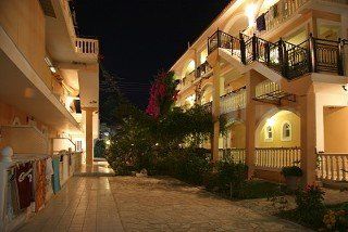 Athina Hotel apartamentowy 2*